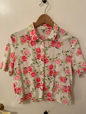 White Button-Up Crop Shirt with Pink Rose Print